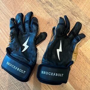 Bruce ⚡️ Bolt batting gloves